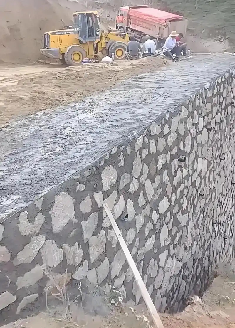 吕梁岚县边坡加固